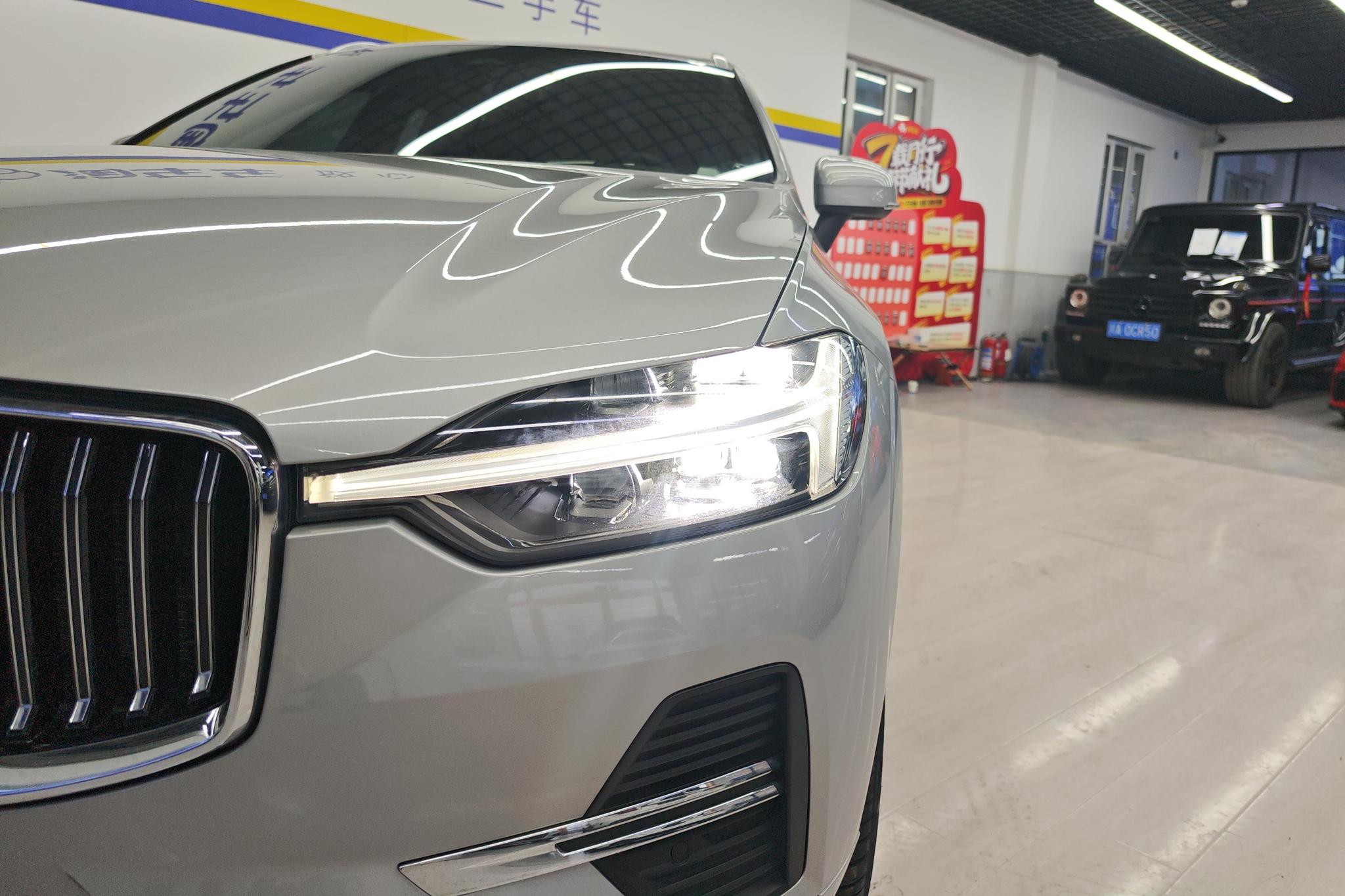 Volvo XC60 2023 B5 Luxury