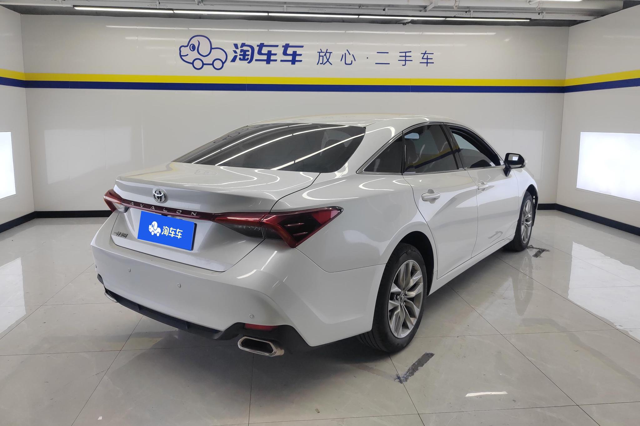 Toyota Avalon 2019 2.0L VI