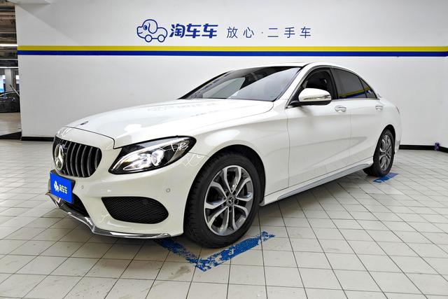 Mercedes Benz C-Class 2018 — фото 1