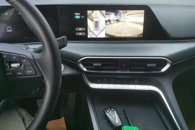 Changan UNI-T 2022 1.5 T Premium — фото 11