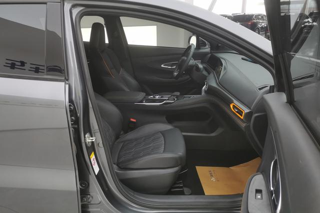 Changan UNI-T 2022 1.5 T Premium — фото 17