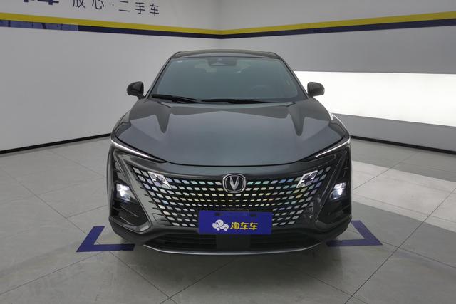 Changan UNI-T 2022 1.5 T Premium — фото 2