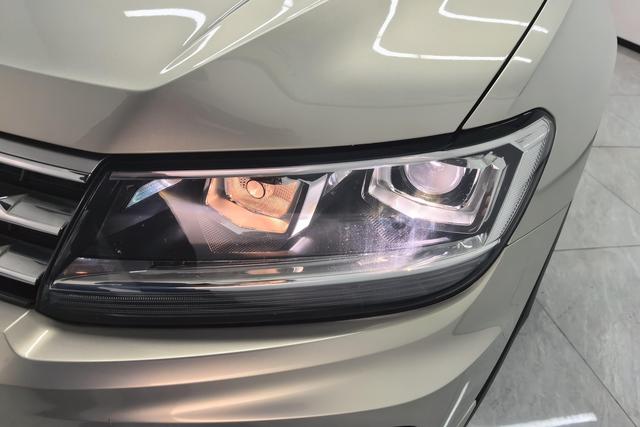 Volkswagen Tiguan L 2021 Темно-серый из Китая, фото 2