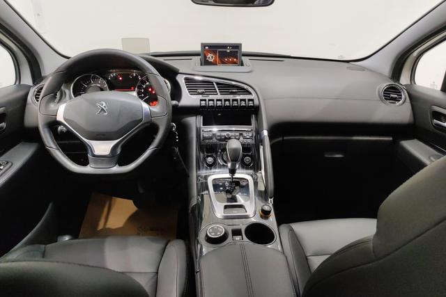 Peugeot 3008 2014 — фото 13