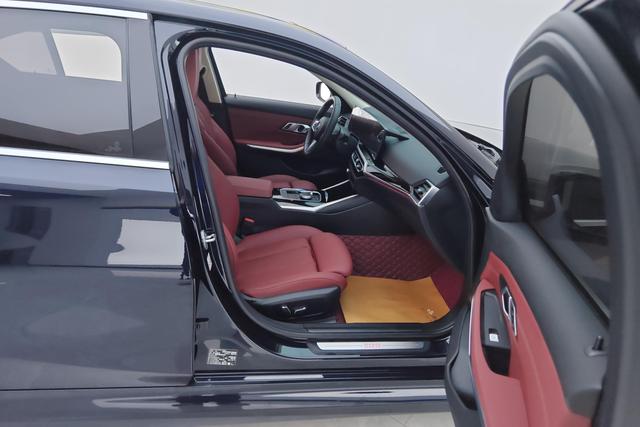 BMW i3 2023 — фото 16