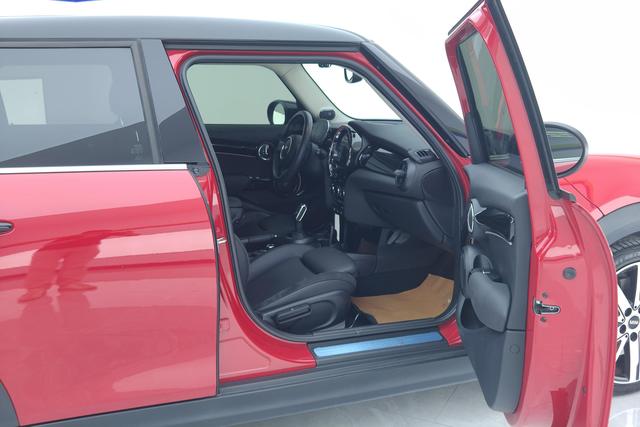 MINI Hatch — фото 16