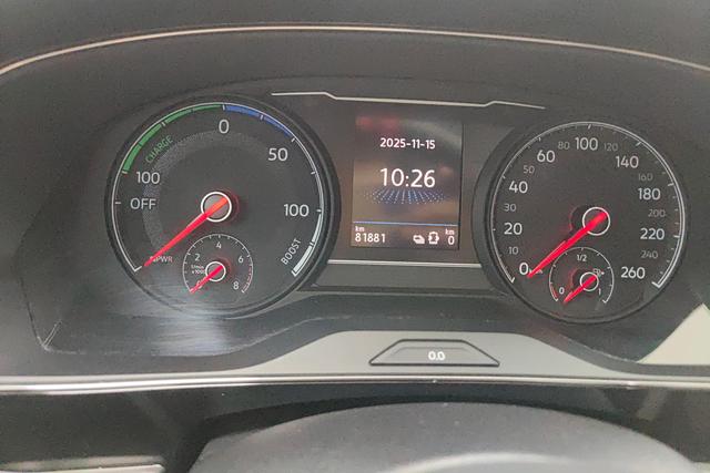 Volkswagen Passat PHEV 2021 Черный из Китая