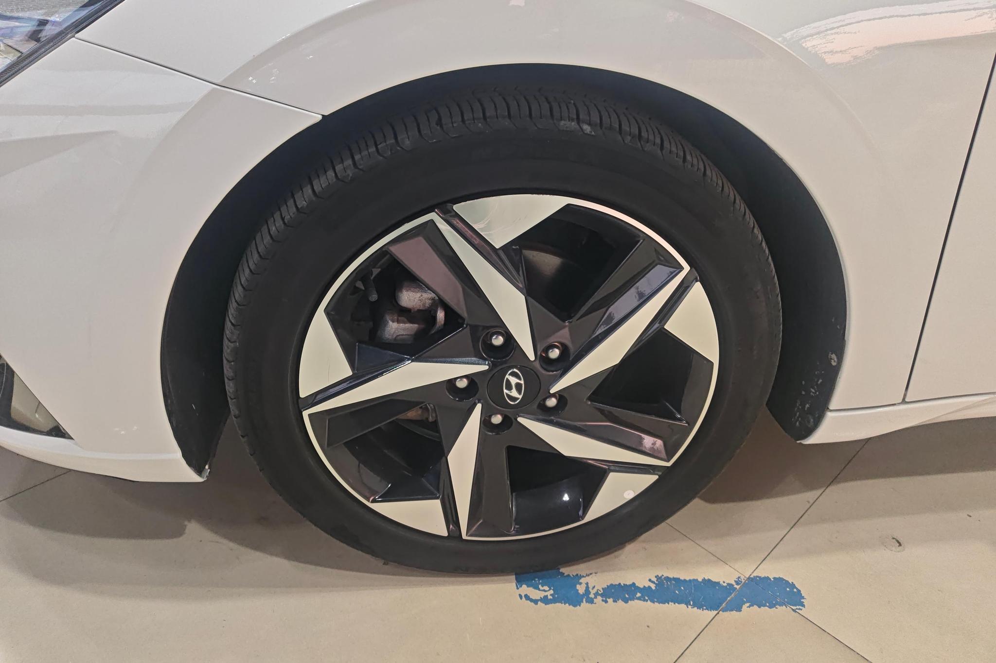 Hyundai Elantra 2022 1.5L CVT GLX Elite