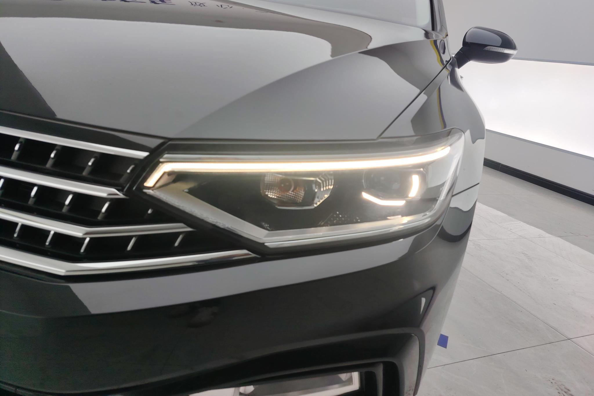 Volkswagen Magotan 2023 200 330TSI DSG Lead