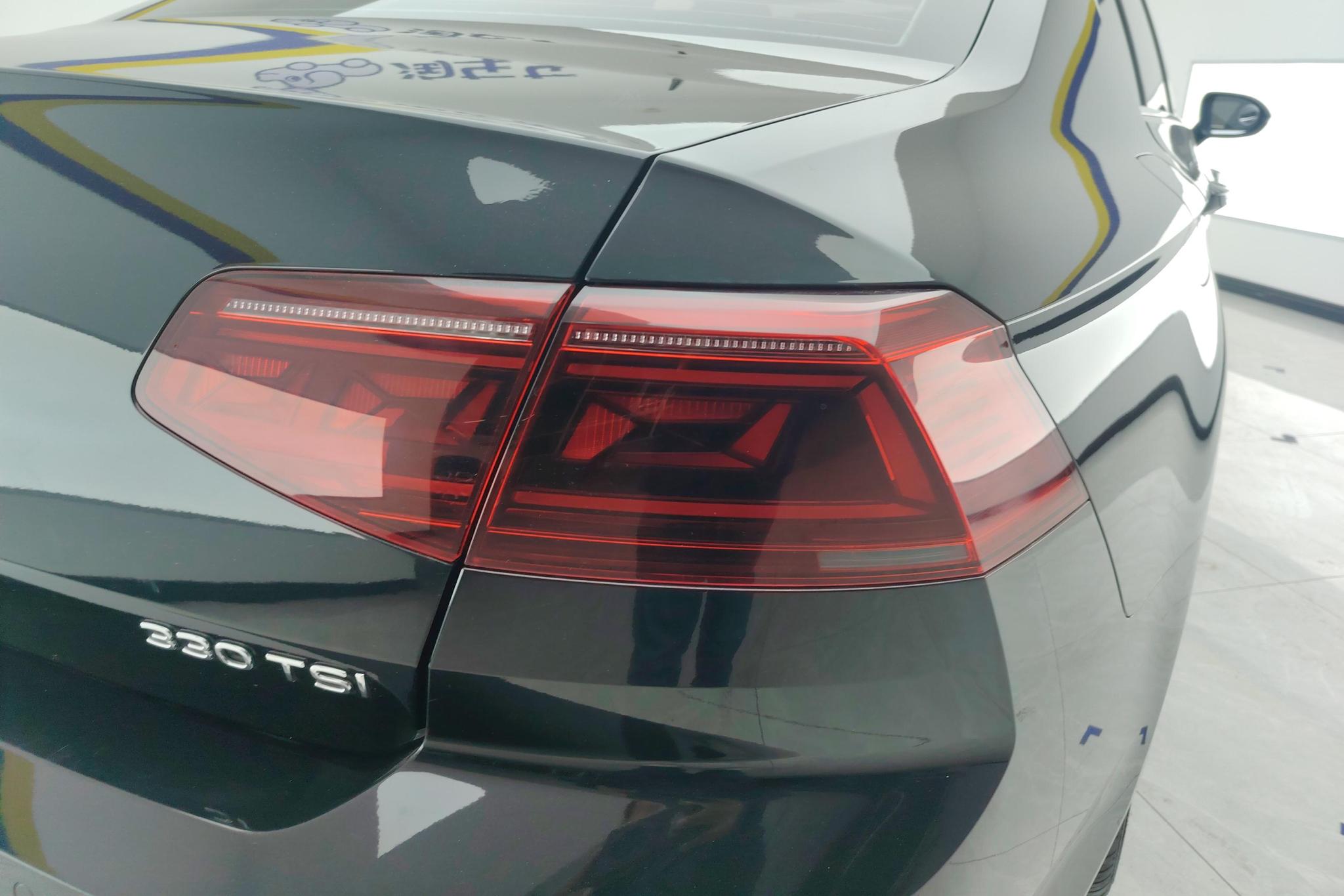 Volkswagen Magotan 2023 200 330TSI DSG Lead