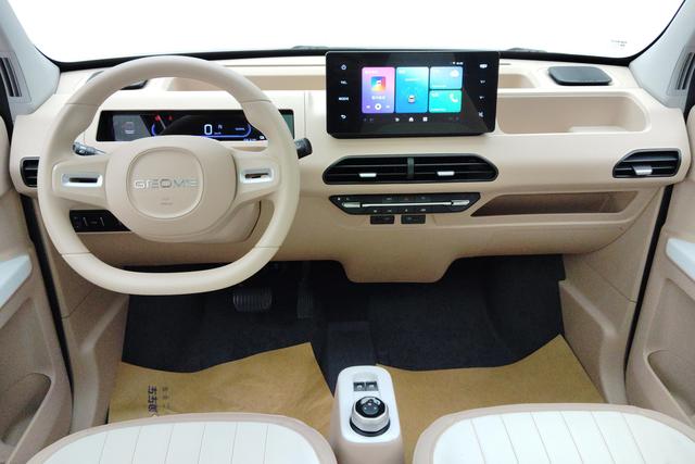 Geely Panda 2023 — фото 11