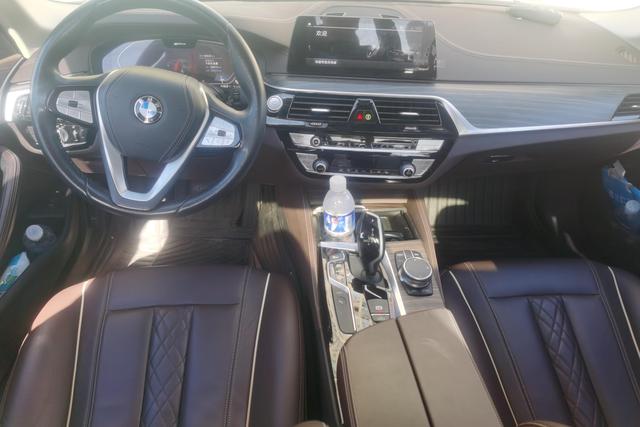 BMW 5 Series Hybrid 2020 — фото 12