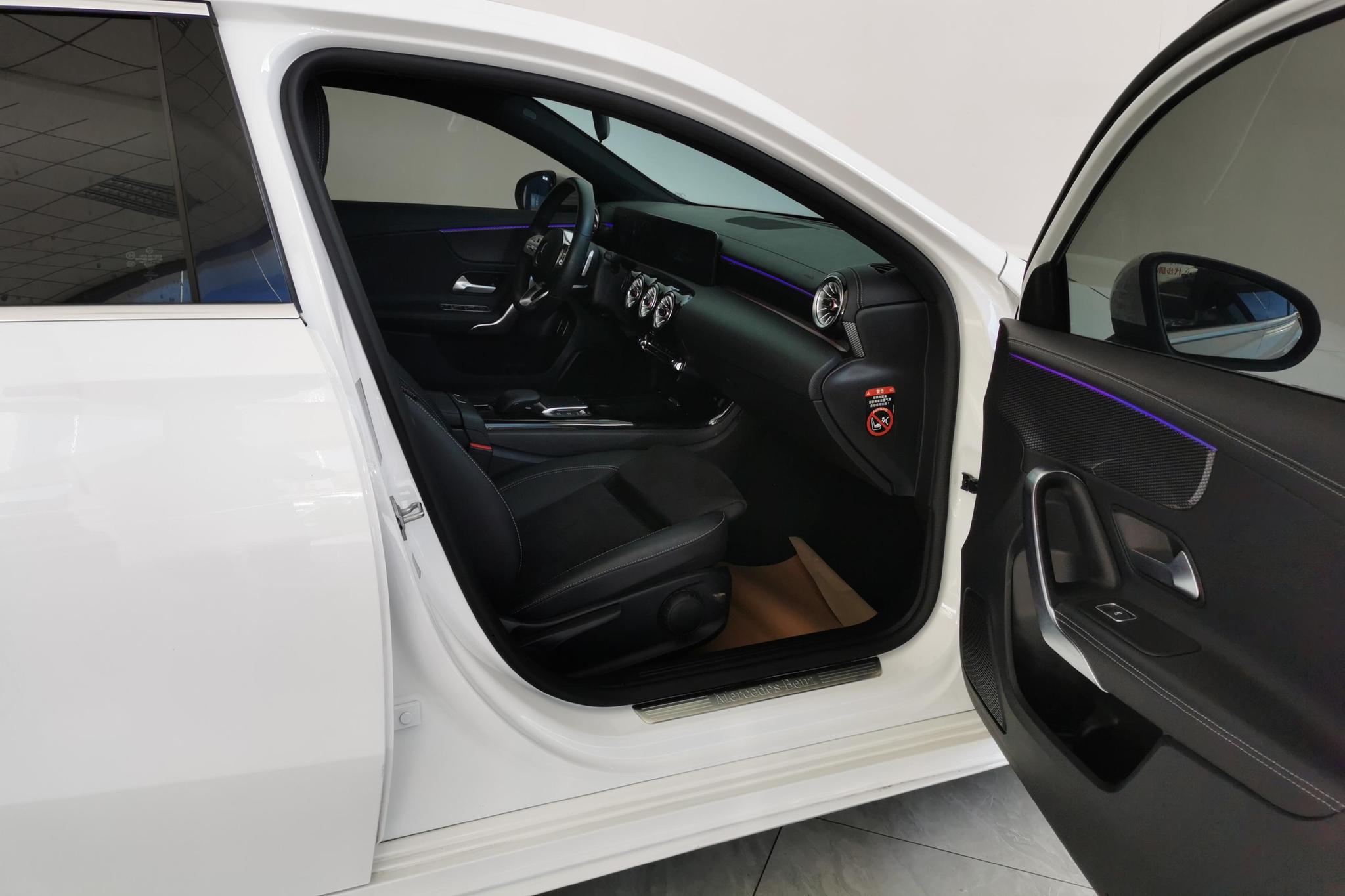 Mercedes-Benz A-Class A 2022 A 200 L Sport Fashion