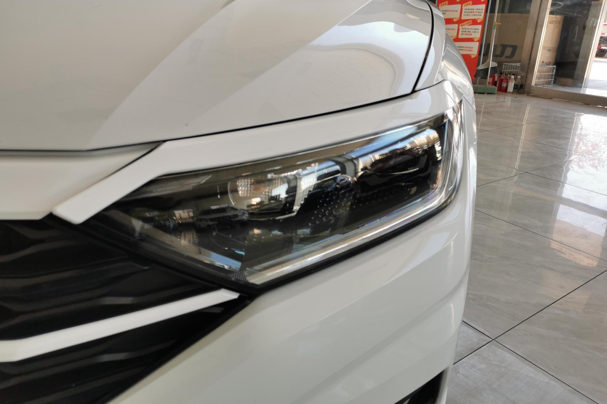 Volkswagen Sagitar 2022 280TSI DSG