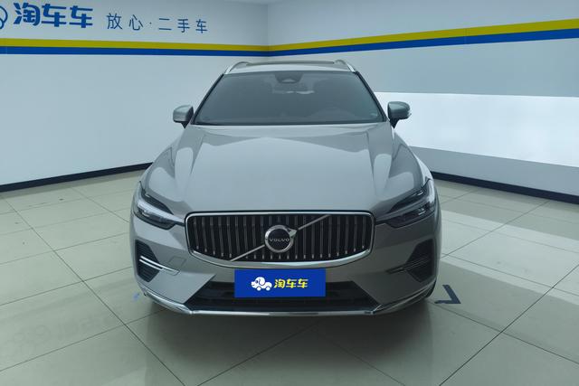 Volvo XC60 2022 B 5 4 WD — фото 2
