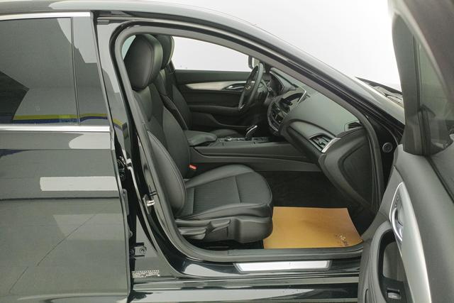 Cadillac CT5 2023 Черный из Китая, фото 2