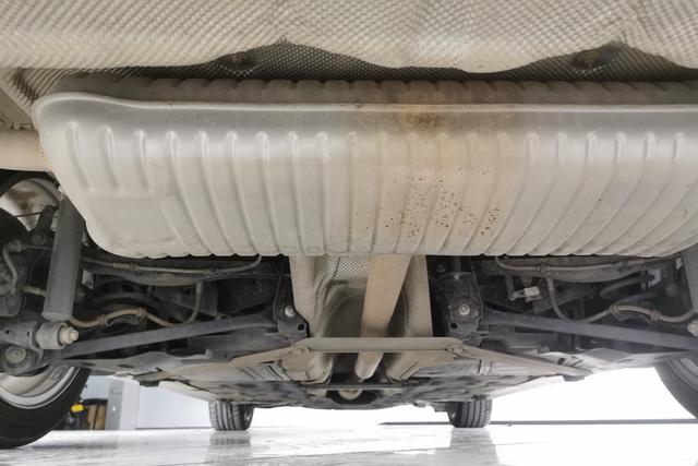 BMW 1 series id 3804133 из Китая 13