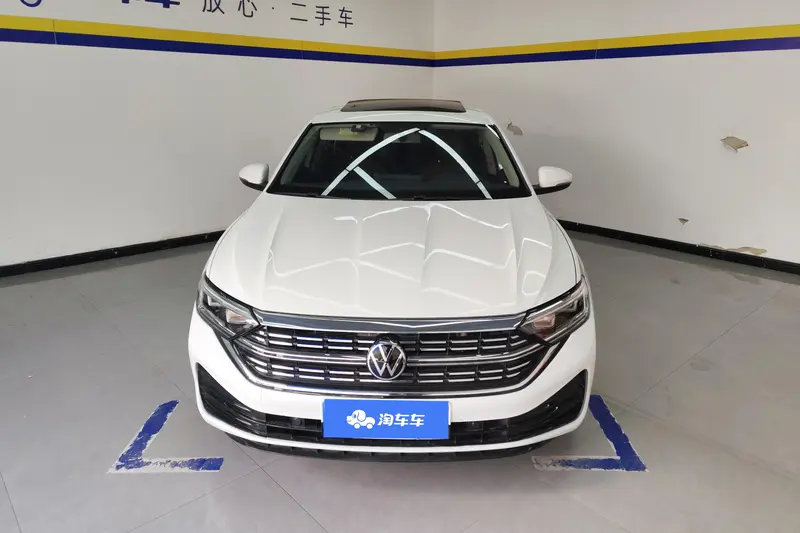 Volkswagen Sagitar 280 TSI DSG Lite — фото 2