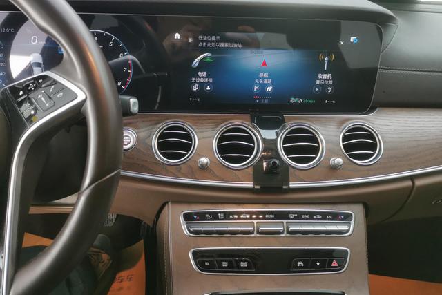 Mercedes-Benz E-class id 3784770 из Китая 16