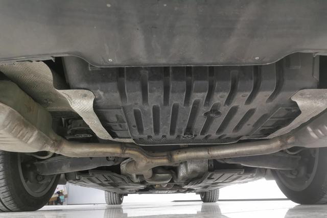 Mercedes-Benz E-class id 3784770 из Китая 17