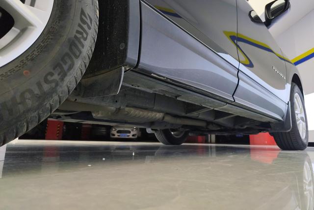 Chevrolet Explorer id 3810431 из Китая 16