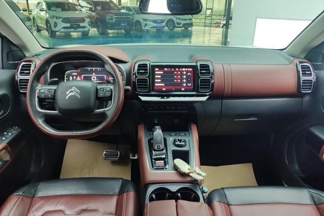Citroen Tianyi C5 AIRCROSS 2017 — фото 11