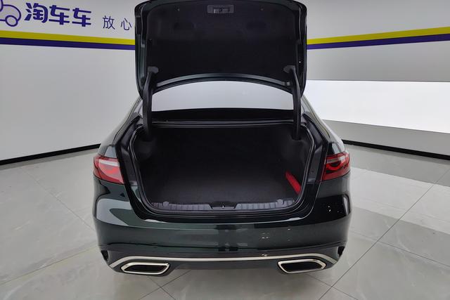 Jaguar XFL 2023 — фото 17