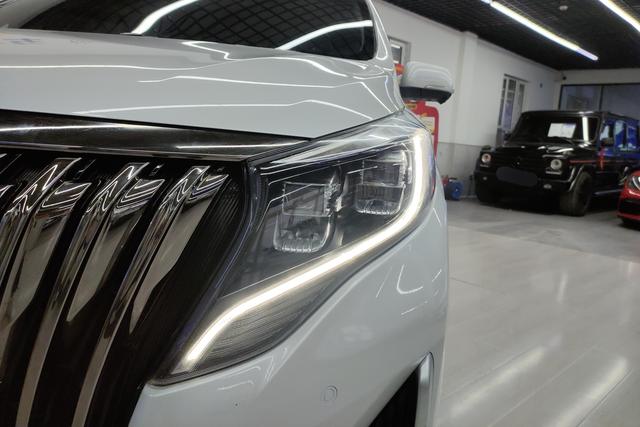 GAC Trumpchi Trumpchi M8 2022 Белый из Китая