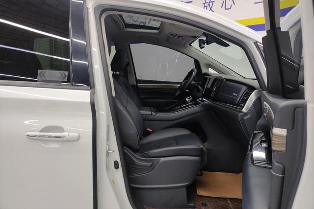 GAC Trumpchi Trumpchi M8 id 3824670 из Китая 7