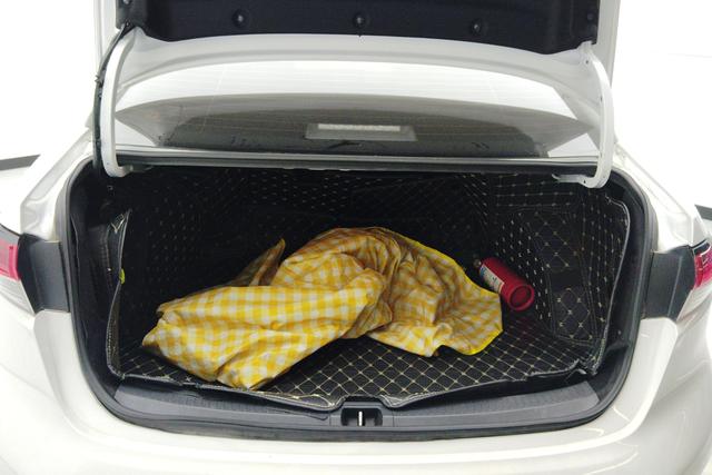 Toyota Lei Ling id 3781805 из Китая 17