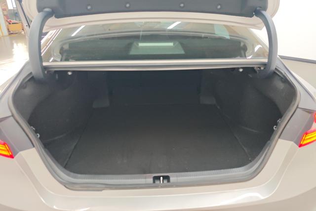 Toyota Camry id 3857276 из Китая 10