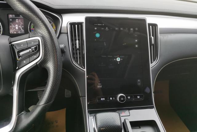 Roewe ei6 MAX Plug-in Hybrid 2020 — фото 8