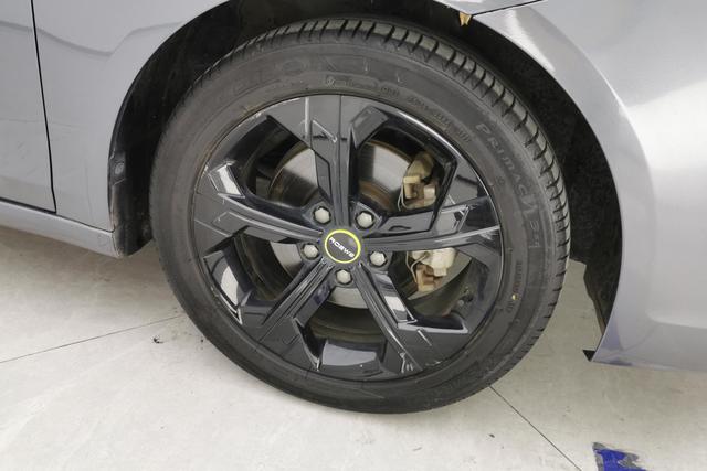 Roewe ei6 MAX Plug-in Hybrid 2020 — фото 4