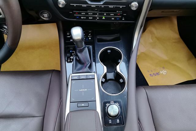 Lexus RX id 3781355 из Китая 9