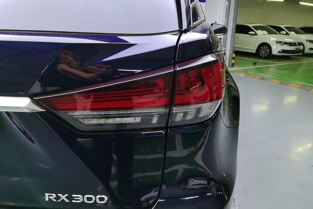 Lexus RX id 3781355 из Китая 14