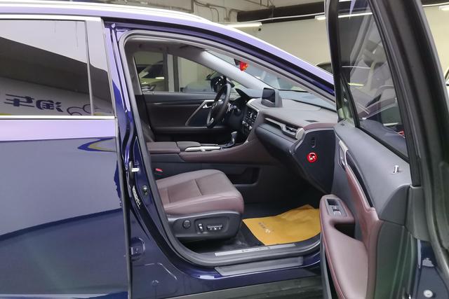 Lexus RX id 3781355 из Китая 17