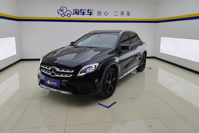 Mercedes Benz GLA 2019 — фото 1
