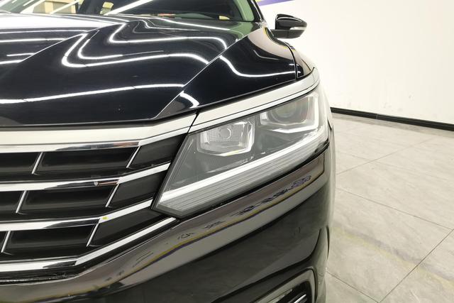 Volkswagen Passat 2017 330 TSI DSG — фото 5