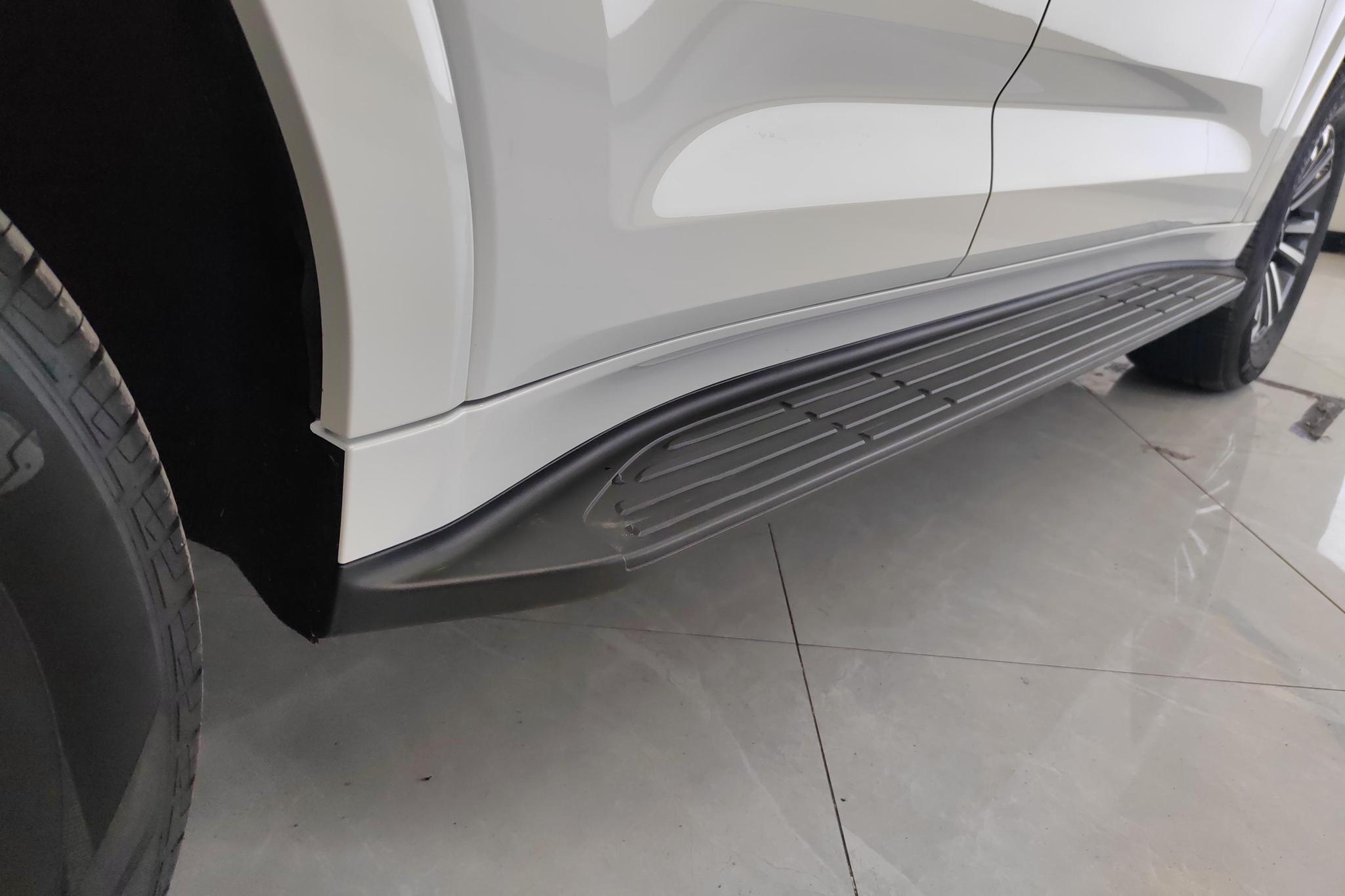 Haval H9 2024 2.0T 5 мест