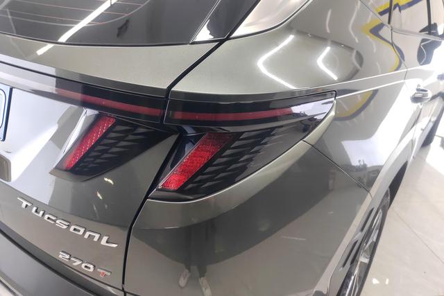 Hyundai Tucson 2023 Темно-серый из Китая, фото 5