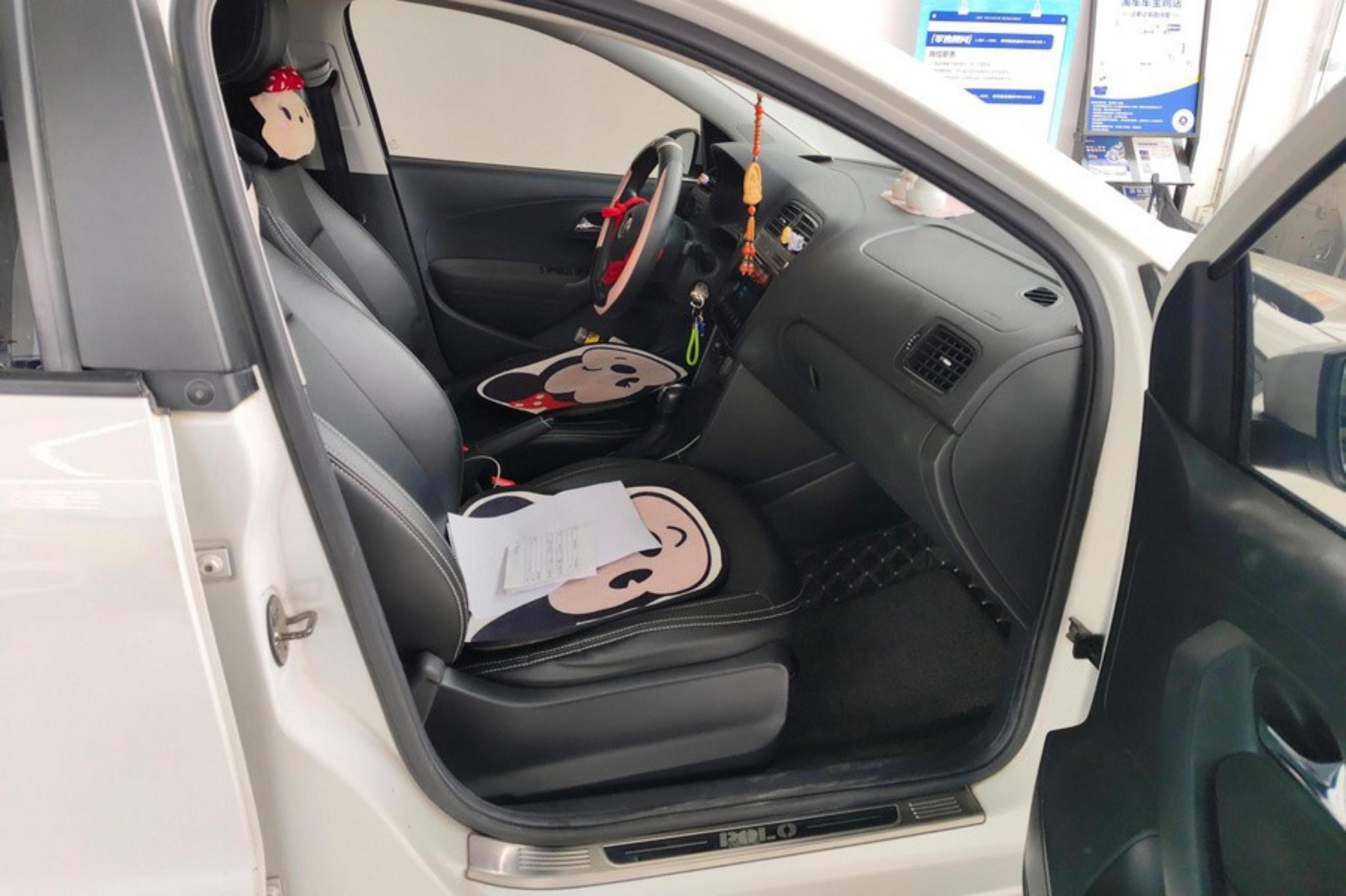 Volkswagen Polo 2018 1.5L AT