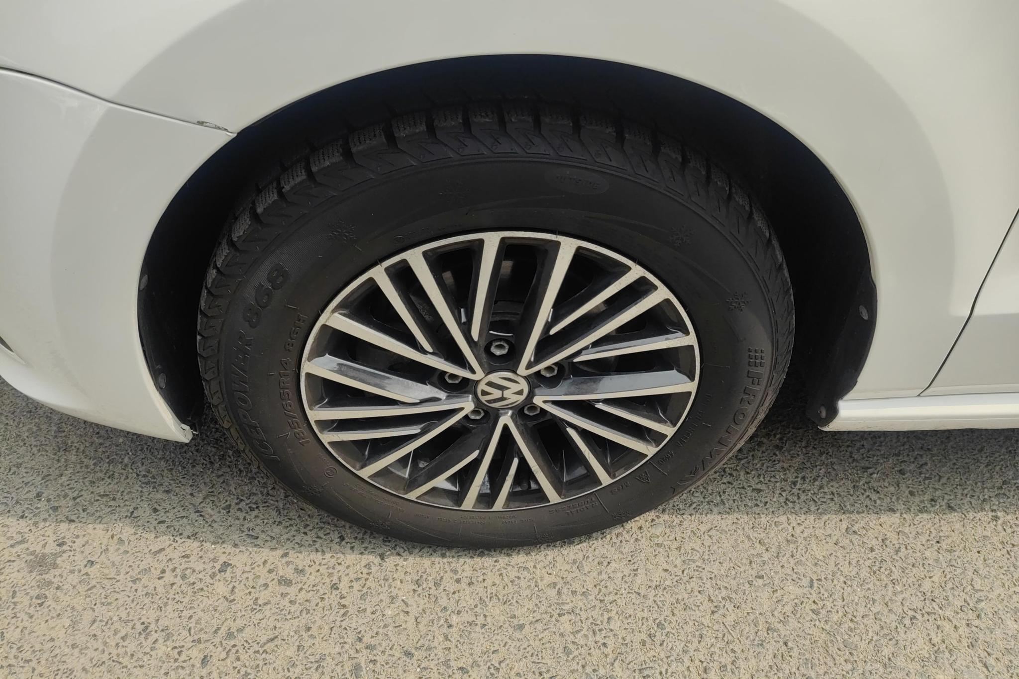 Volkswagen Polo 2018 1.5L AT