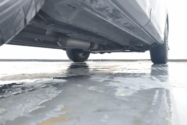 Jietu X70 PLUS 2022 Черный из Китая, фото 3