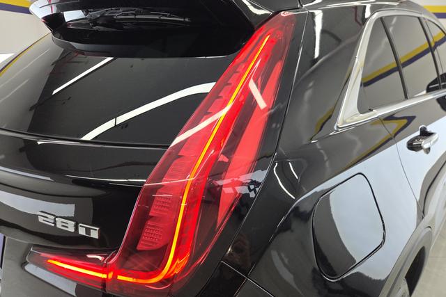 Cadillac XT4 2021 Черный из Китая, фото 2