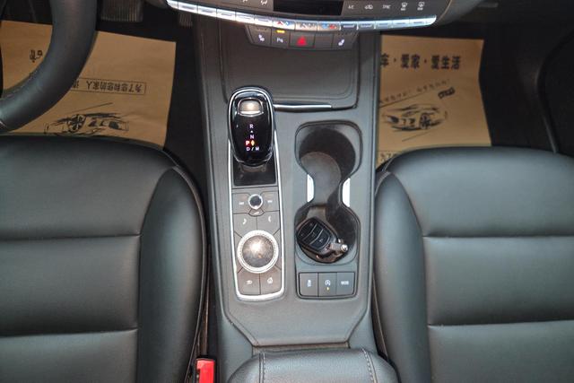 Cadillac XT4 2021 Черный из Китая, фото 3