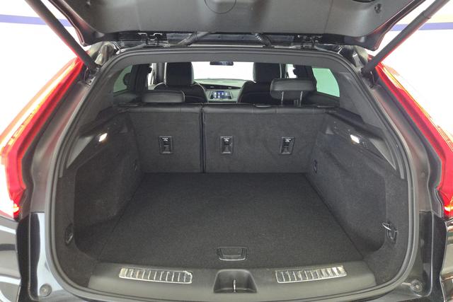 Cadillac XT4 id 3823604 из Китая 15