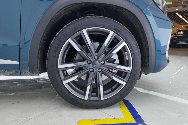 Geely Automobile Xingyue L 2023 Синий из Китая, фото 4