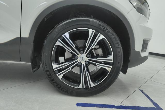 Volvo XC40 2021 T 4 WD — фото 11