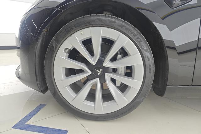 Tesla Model 3 2021 Черный из Китая, фото 2