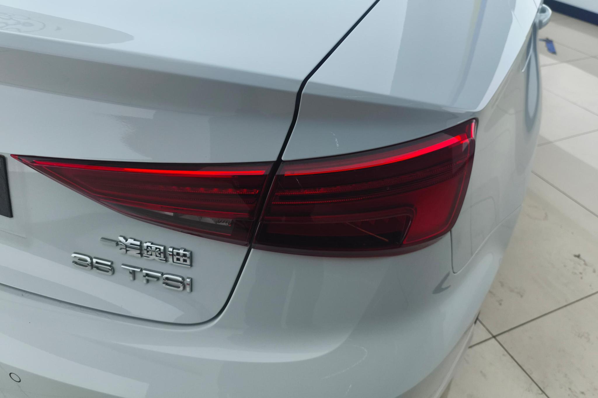 Audi A3 2020 Limousine 35 TFSI Fashion VI